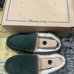 L.L.Bean Wicked Good Slippers – Men’s Suede Shearling Scuff Mule, Green